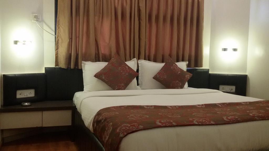 Hotel Vijay Residency Aurangabad  Exterior foto
